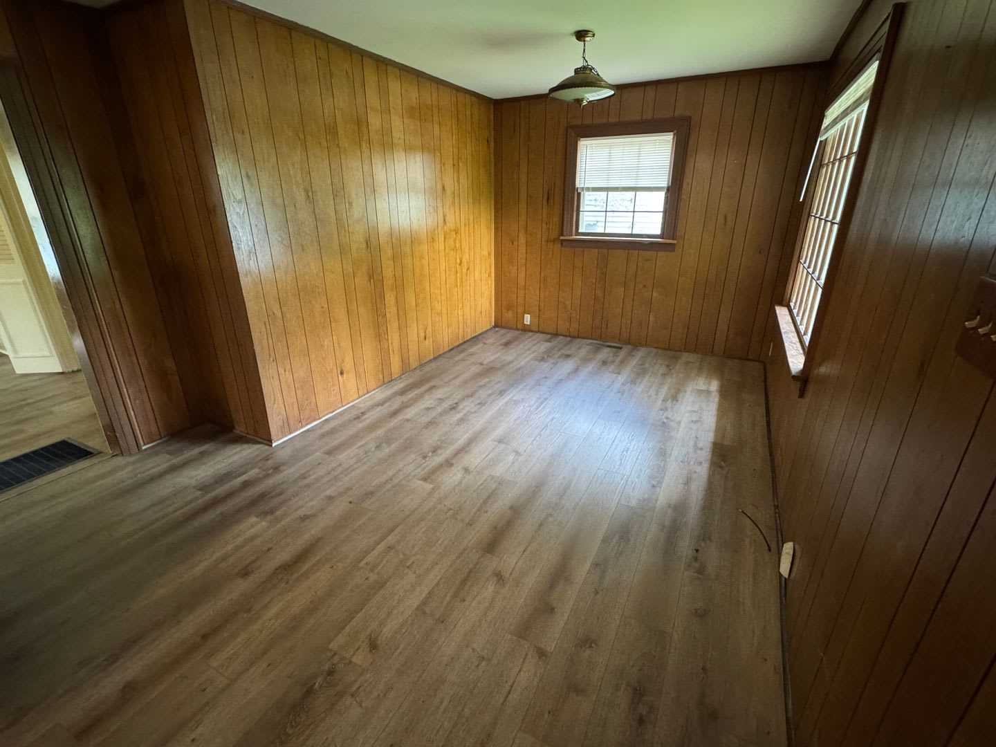 312 Roswell Ave – photo 4