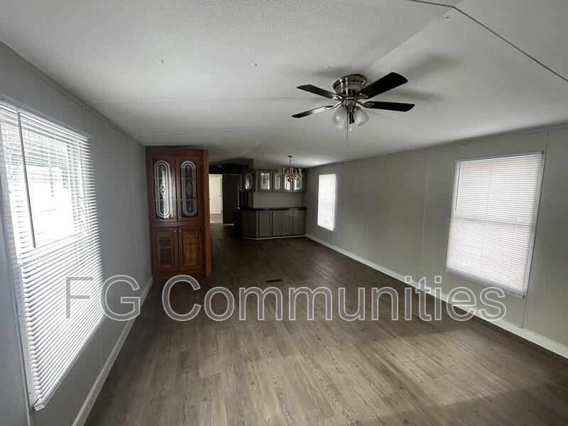 188 Golden Oaks Ln – photo 2