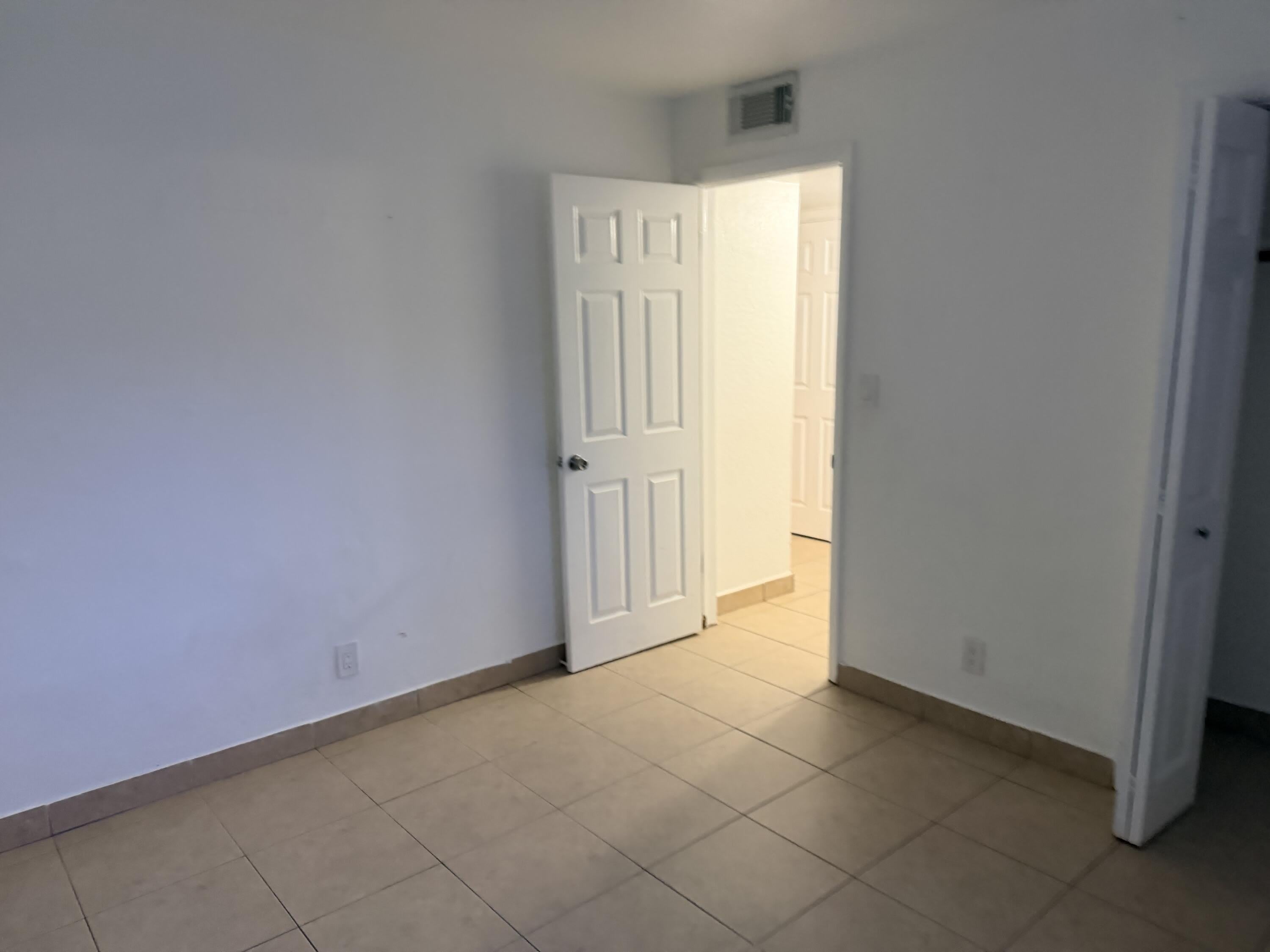 5271 SW 90th Way – photo 5
