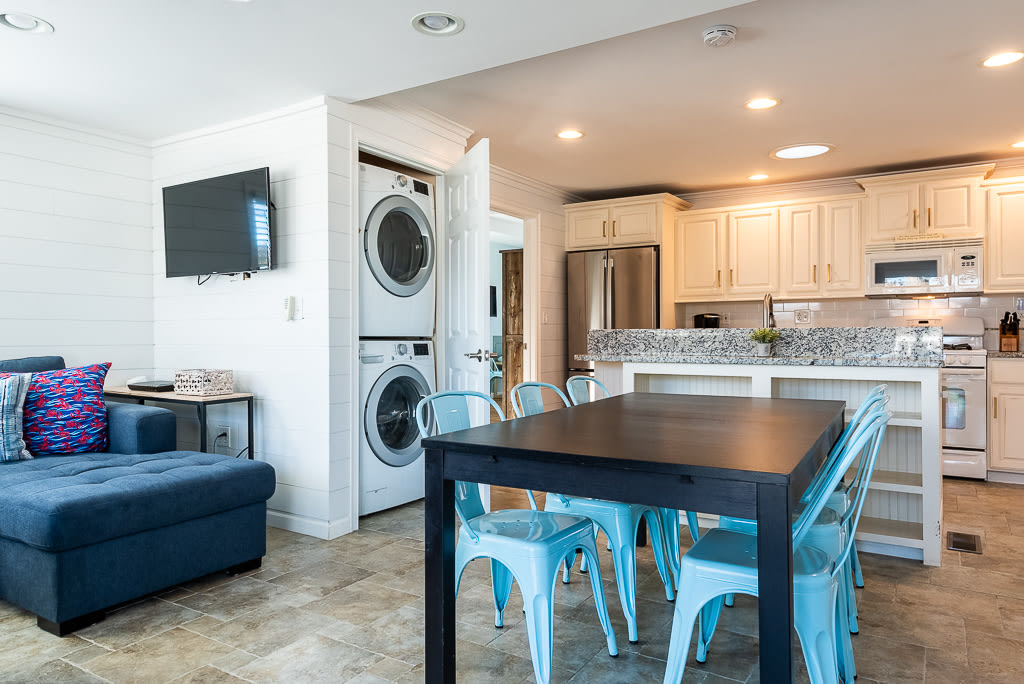 36 Center Beach Ave – photo 5