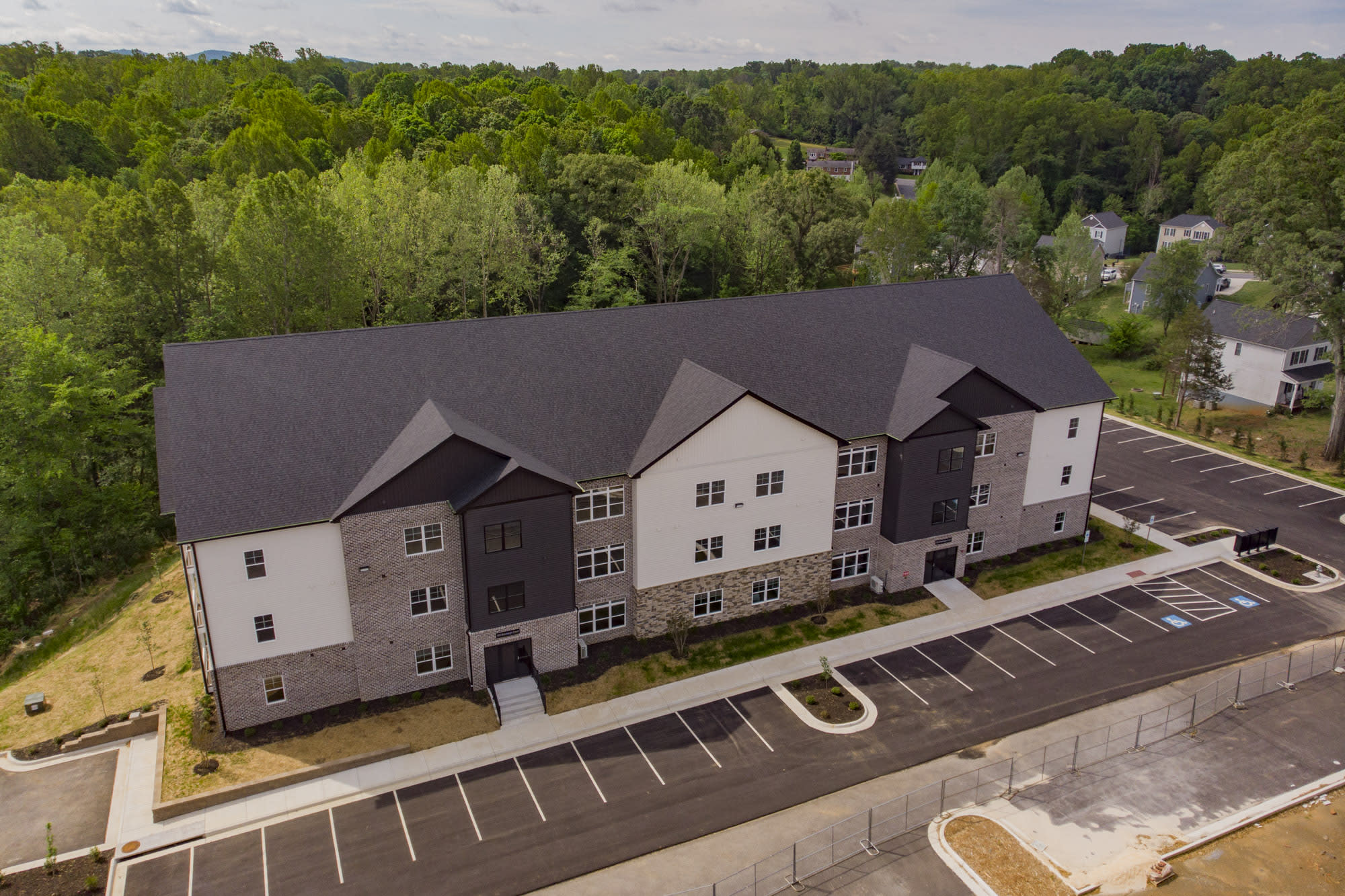 128 Brenleigh Court – photo 1