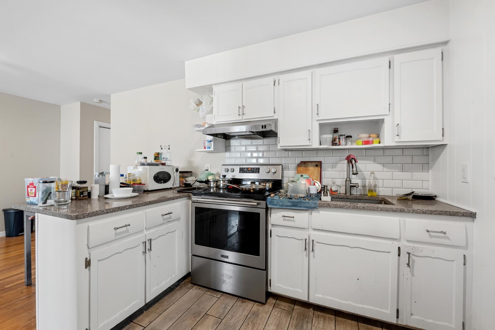 313 9TH ST – photo 1