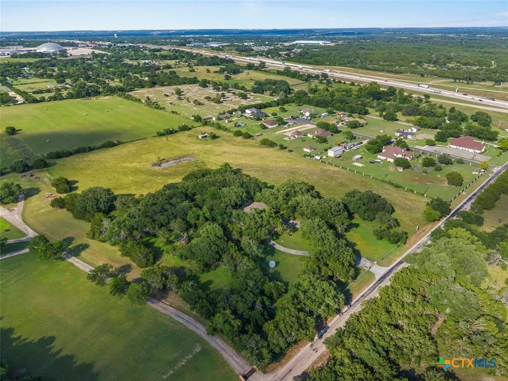 700 Shanklin Road – photo 5