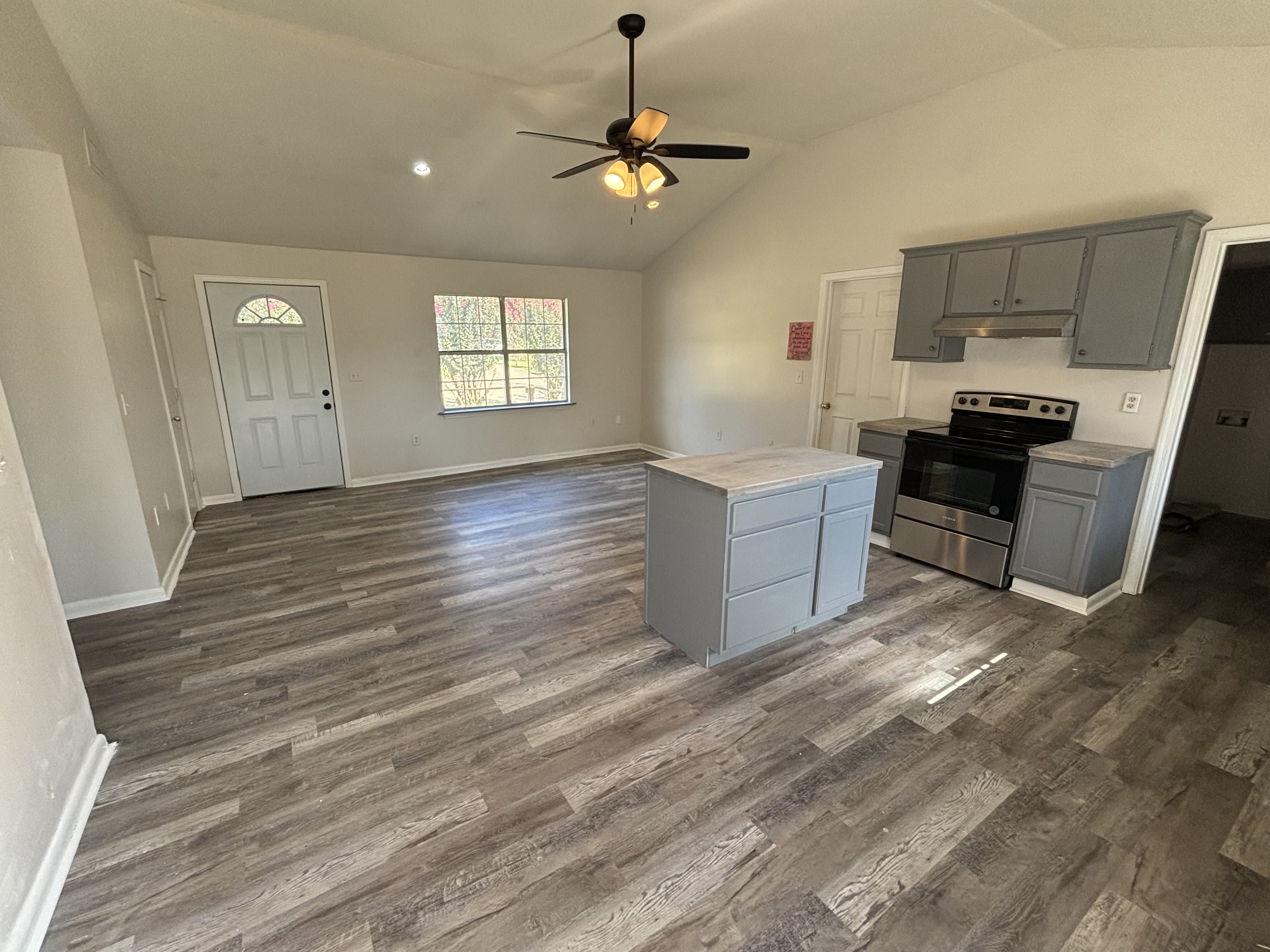 170 Colonial Circle – photo 5