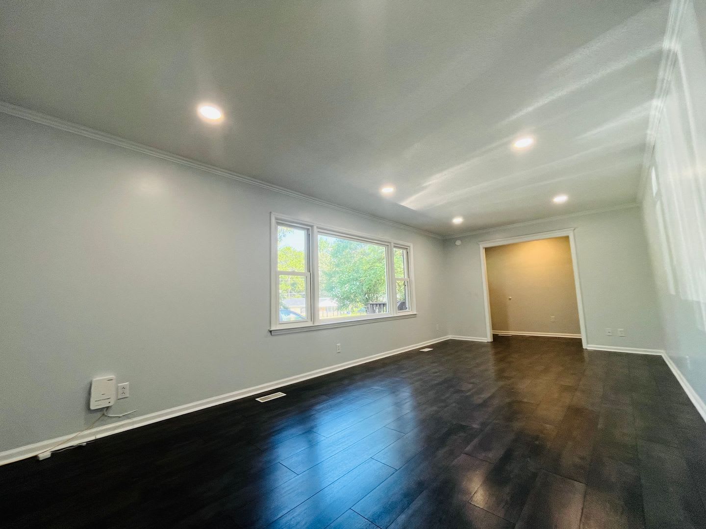 COMING SOON!! Recently Renovated Residence-3 Bedroom, 2 Bath Must See – photo 4