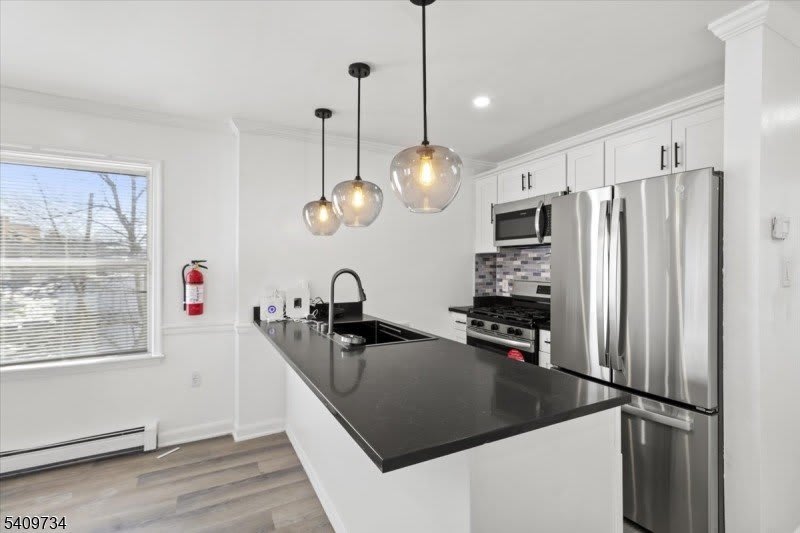 17 Holsman St – photo 5