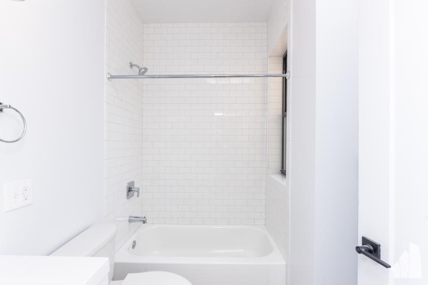 3407 W Fullerton – photo 2