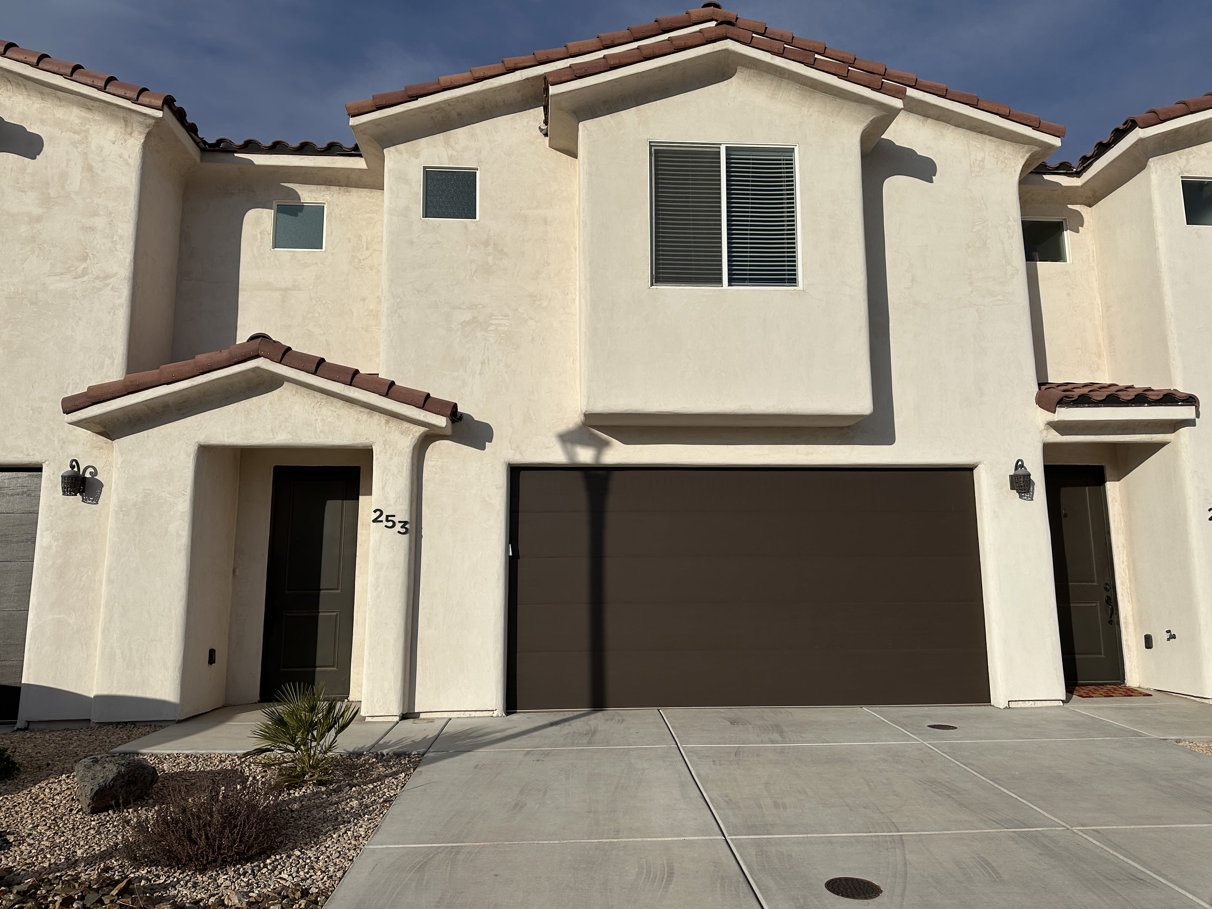 253 N 2480 W – photo 2