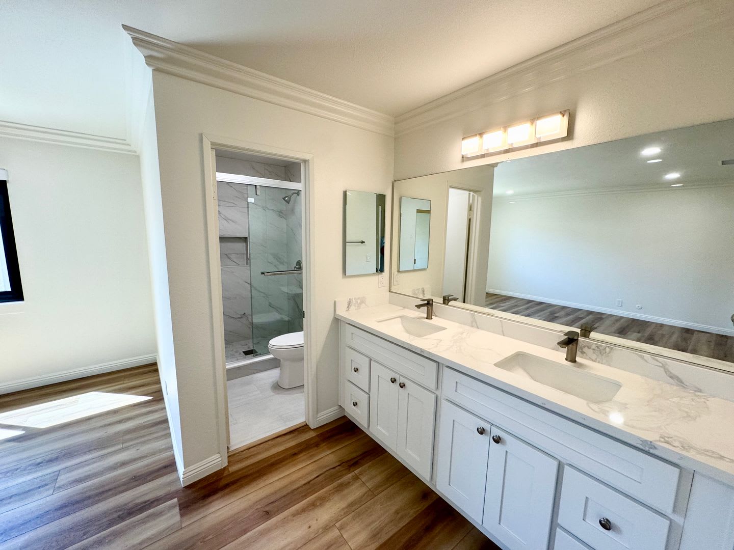 Beautifully Updated 2 Bed, 2 Bath Condo in Pasadena – photo 5