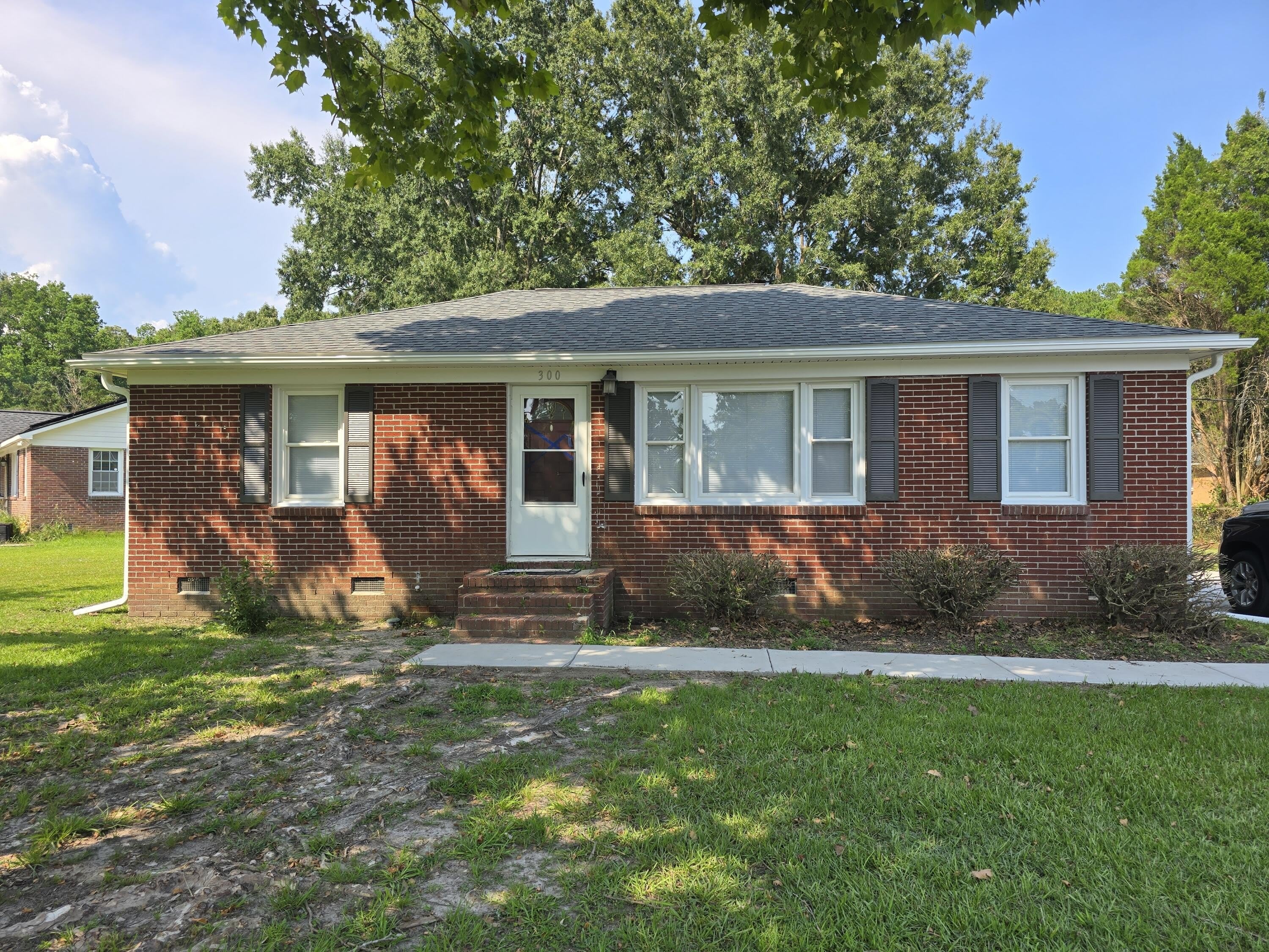 300 Mary Scott Drive – photo 1