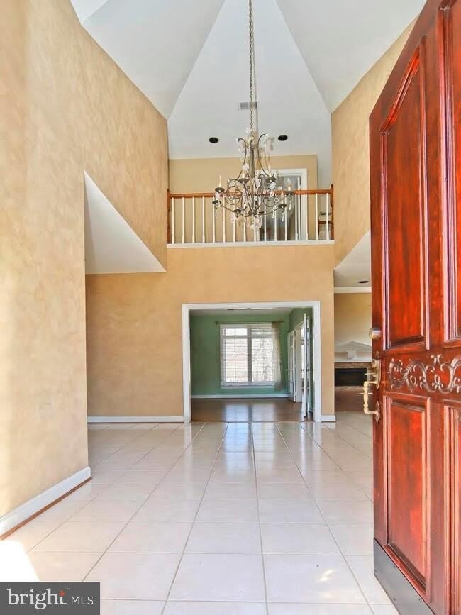 1307 Stamford Way – photo 2