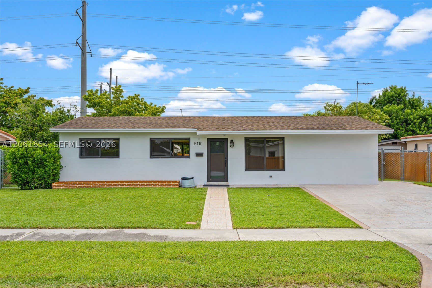 5110 SW 106th Ave – photo 1