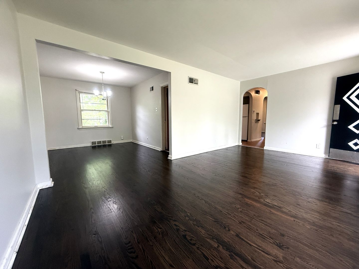 Bellfontaine Neighbors Home For Rent – photo 3