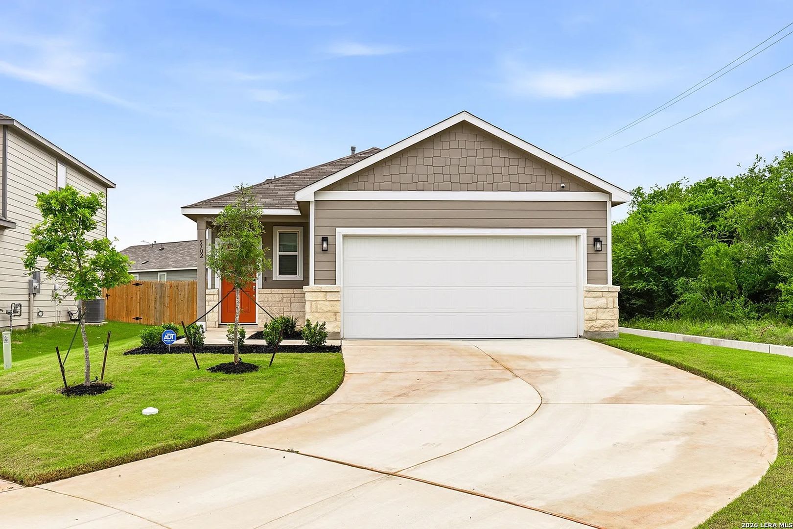 Modern 3Br Home With Upgrades Private Greenbelt Setting – photo 1