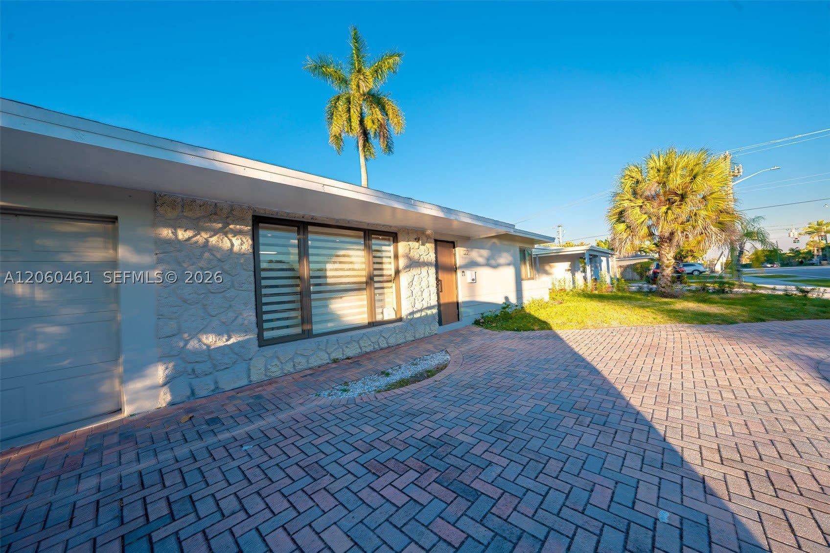 1221 W Camino Real – photo 2