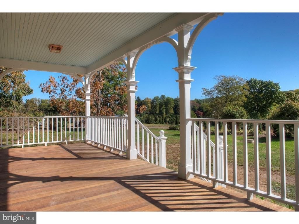 5253 Upper Mountain Road – photo 3
