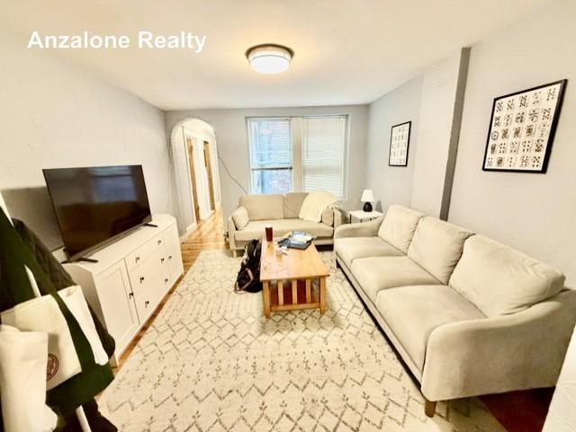 109 Salem – photo 1