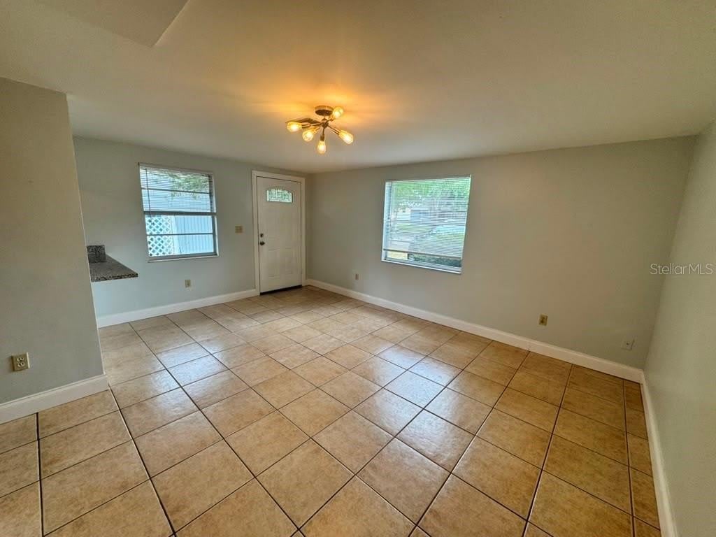 6123 MONTANA Avenue – photo 3