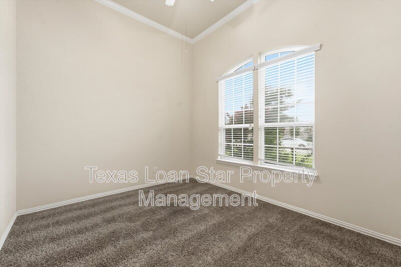 9518 Franklin Dr – photo 4