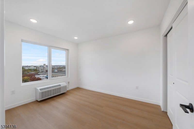 768 Bergen St – photo 5