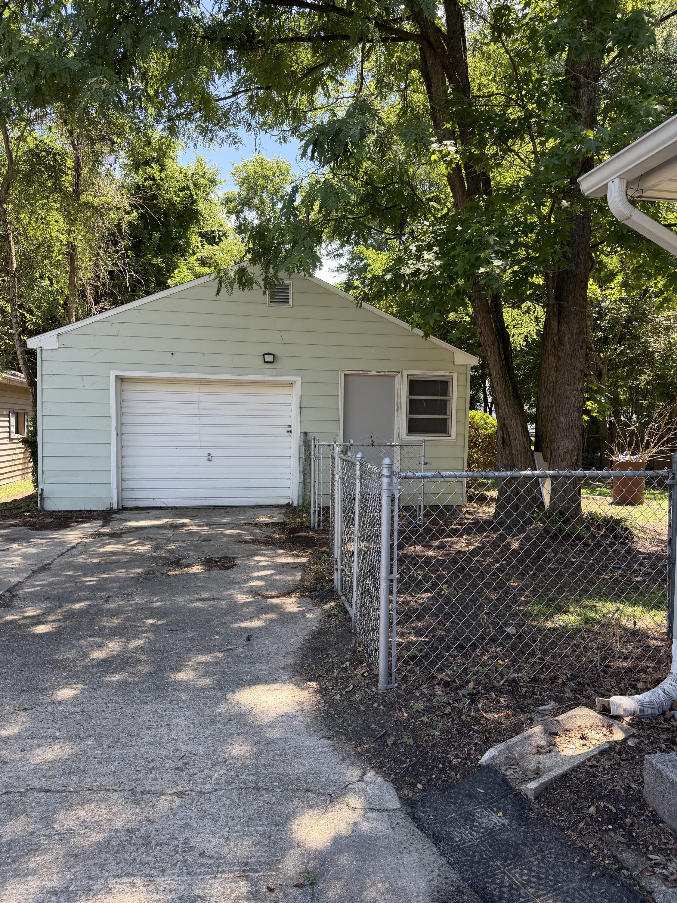 1108 Brittingham Street – photo 2
