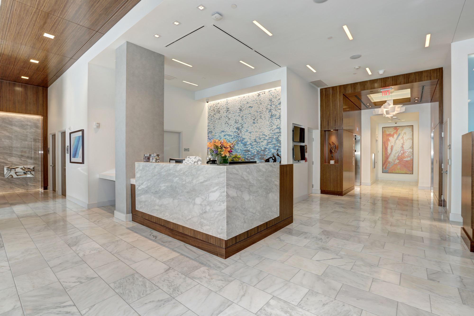 Solaire 7077 Woodmont – photo 2