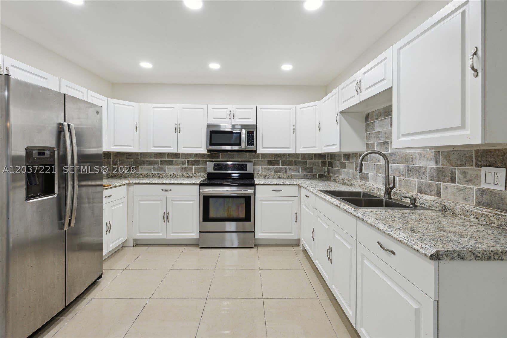15131 SW 58th St – photo 3