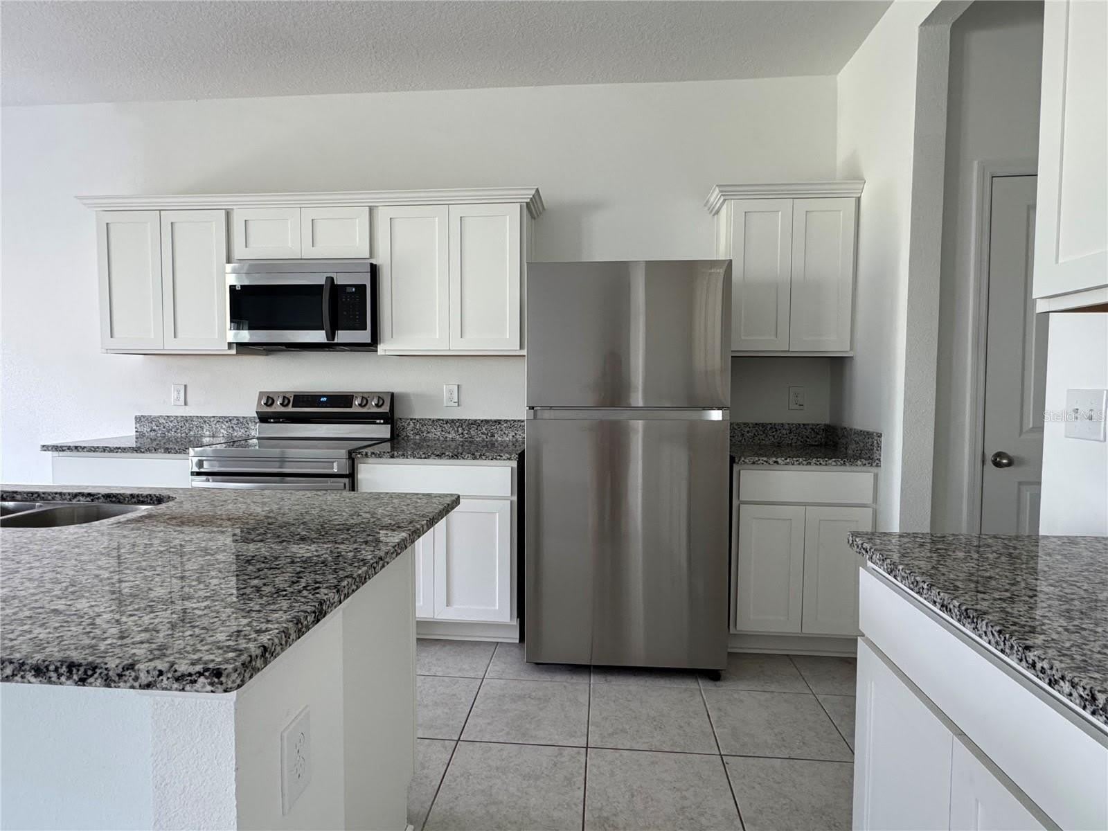 2669 BUTTERCUP Avenue – photo 2