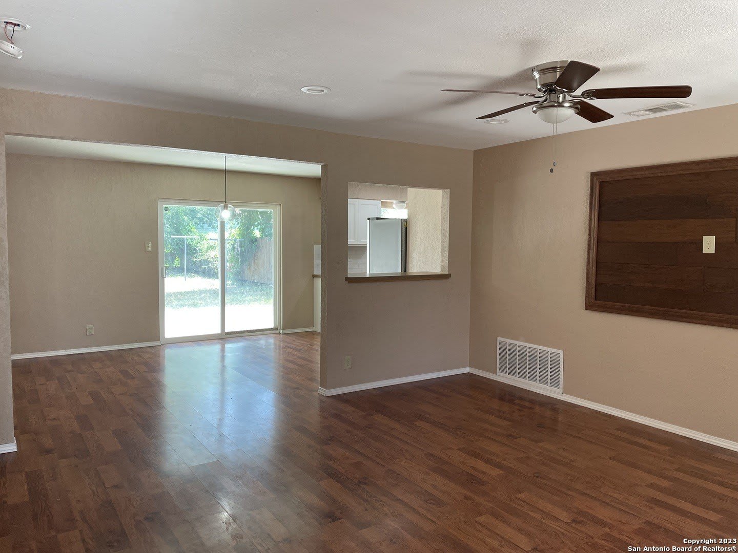 834 PORTER ST – photo 4