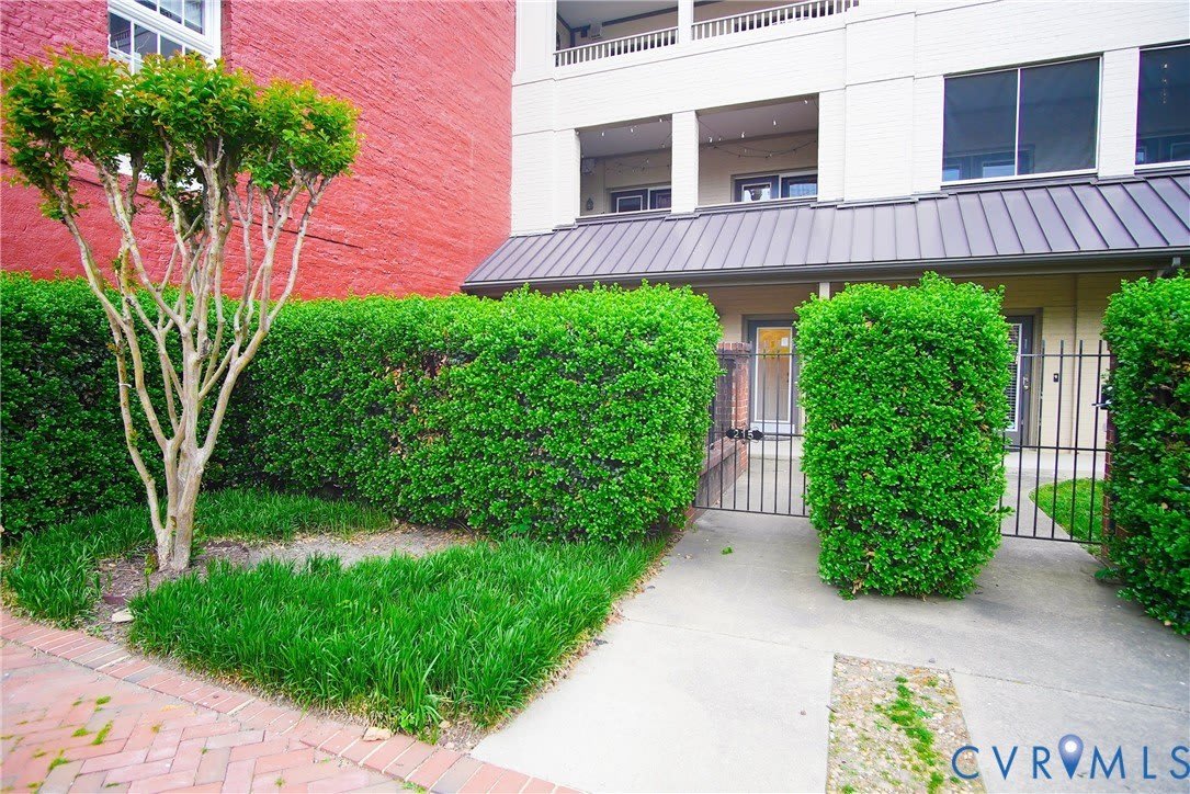 215 N 19th Street – photo 2