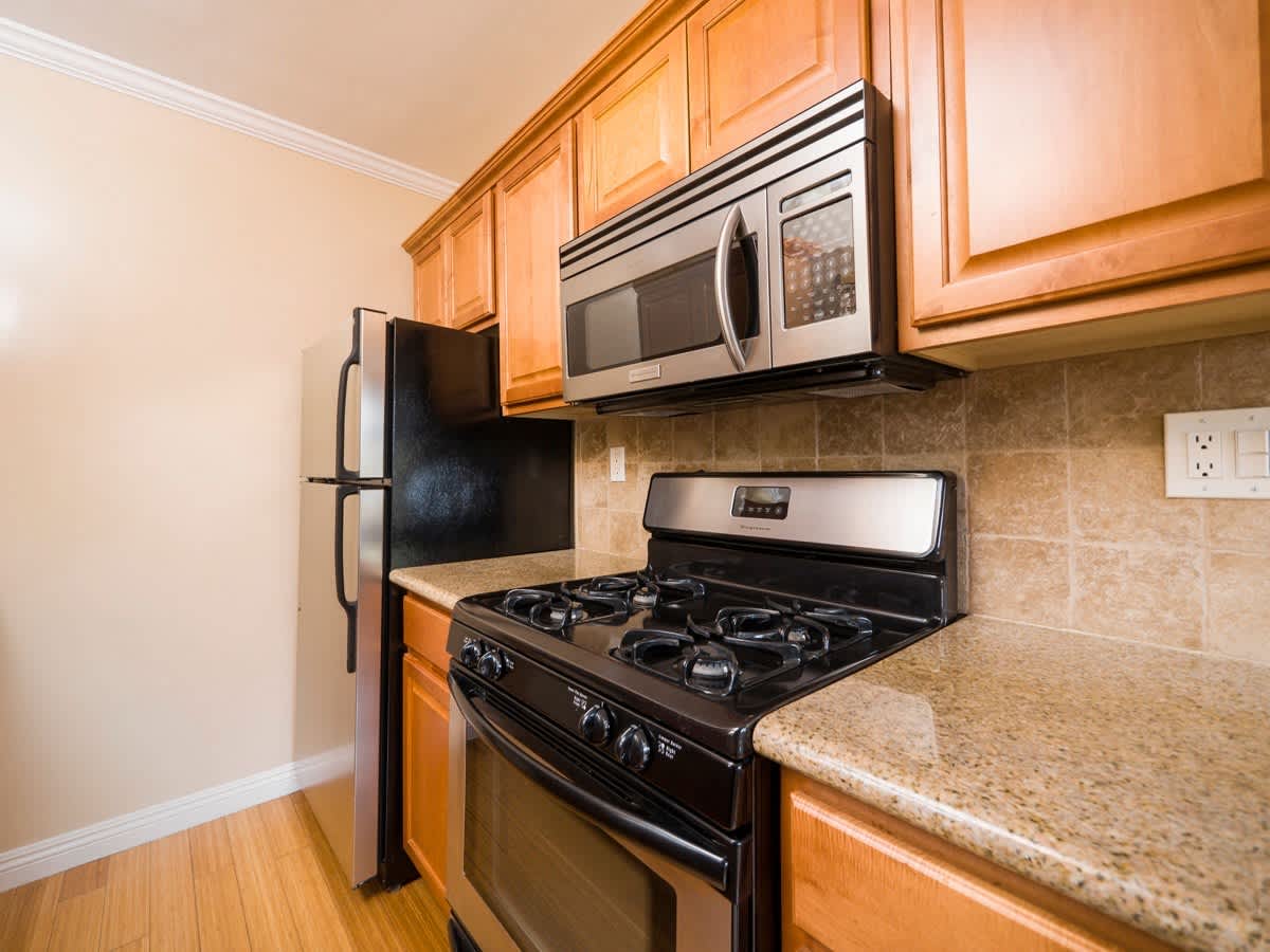 4718 Centinela Avenue – photo 2