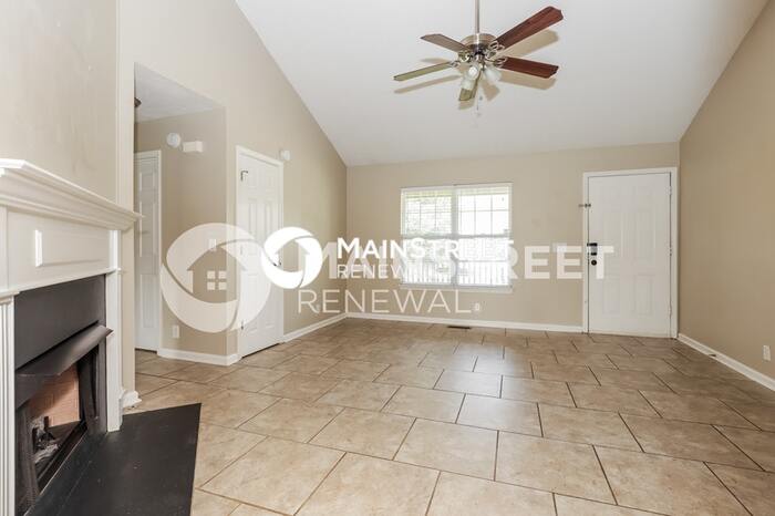 728 Stone Hedge Drive – photo 3