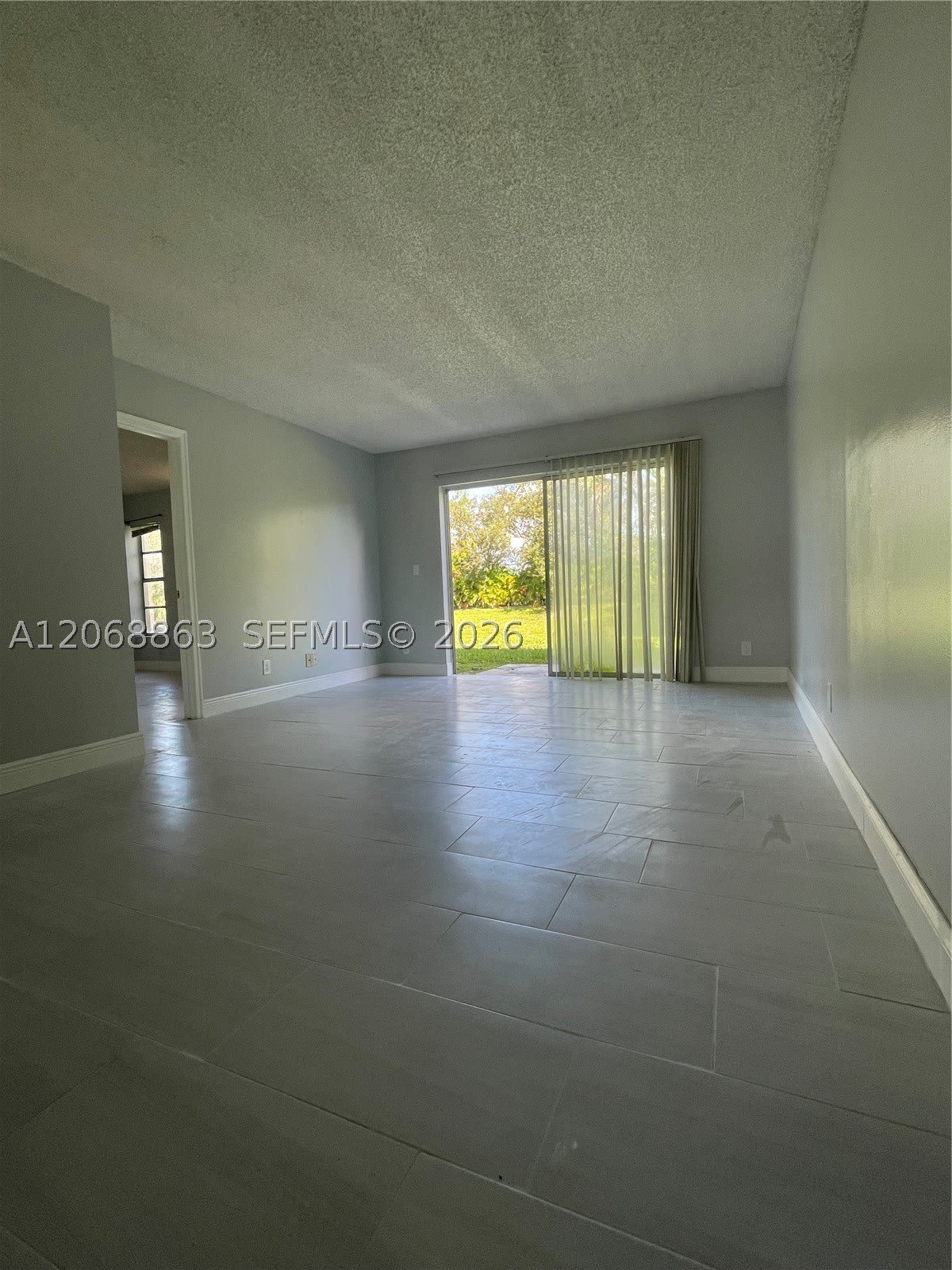 10169 Twin Lakes Dr – photo 1