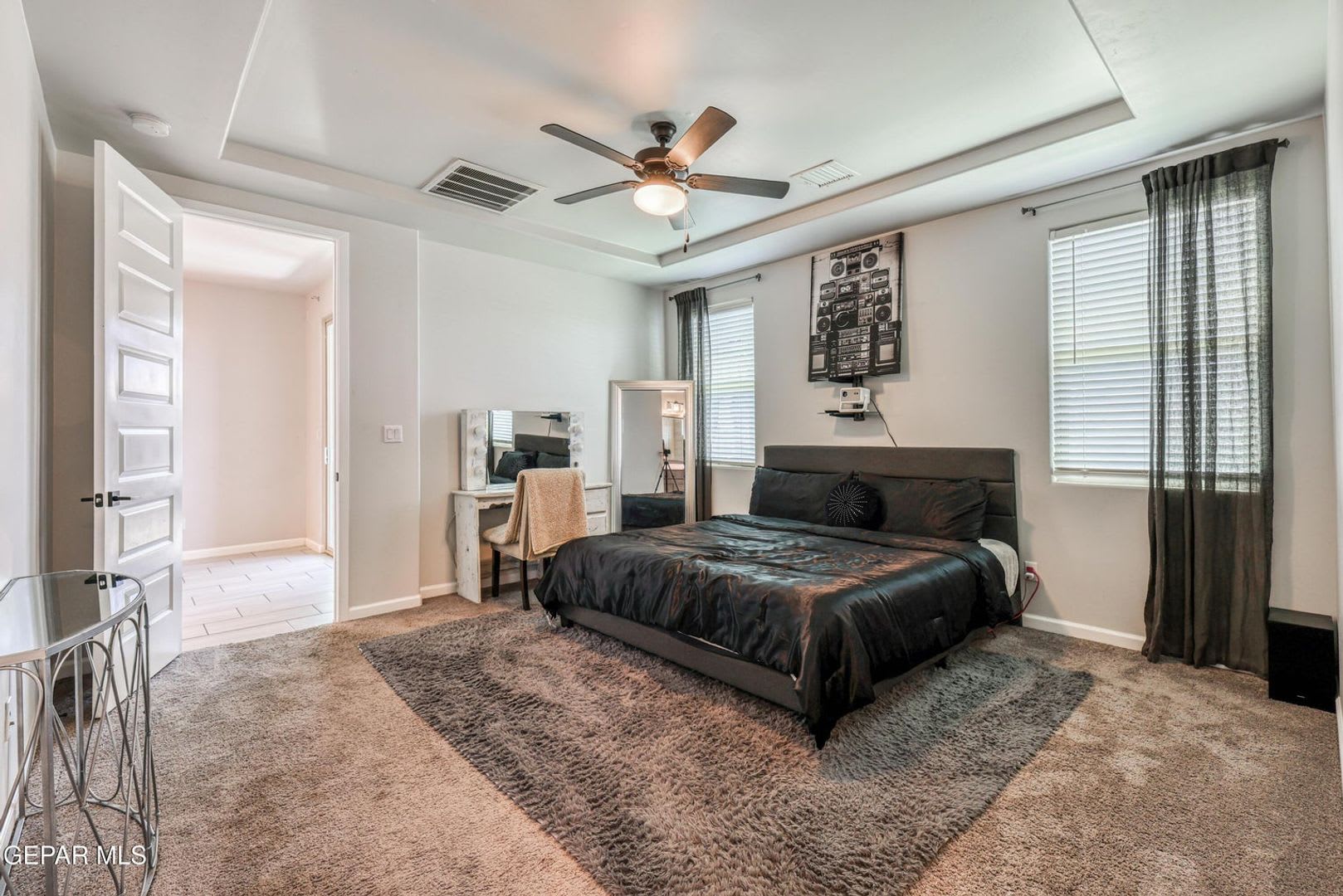Beautiful East side House 3 bed-2 baths 79928 – photo 5
