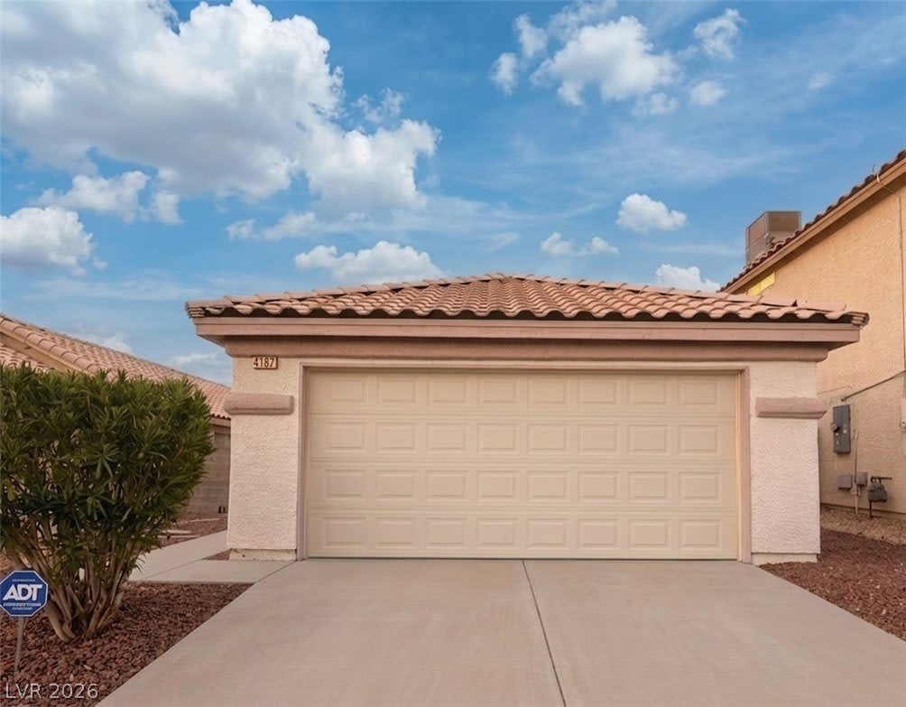 4187 Heller Drive – photo 1