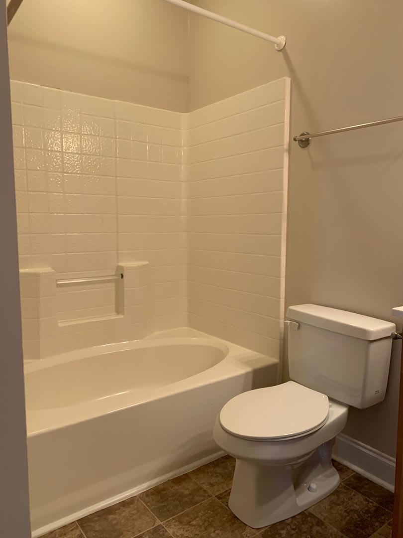 2 Bedroom 2 Bath Townhouse – photo 5