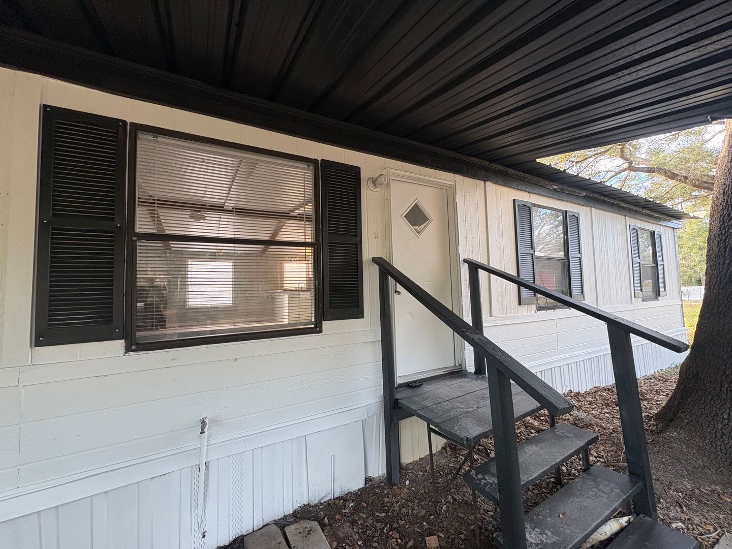 3bed/2bath home ready now!! rent $1650/mo – photo 2