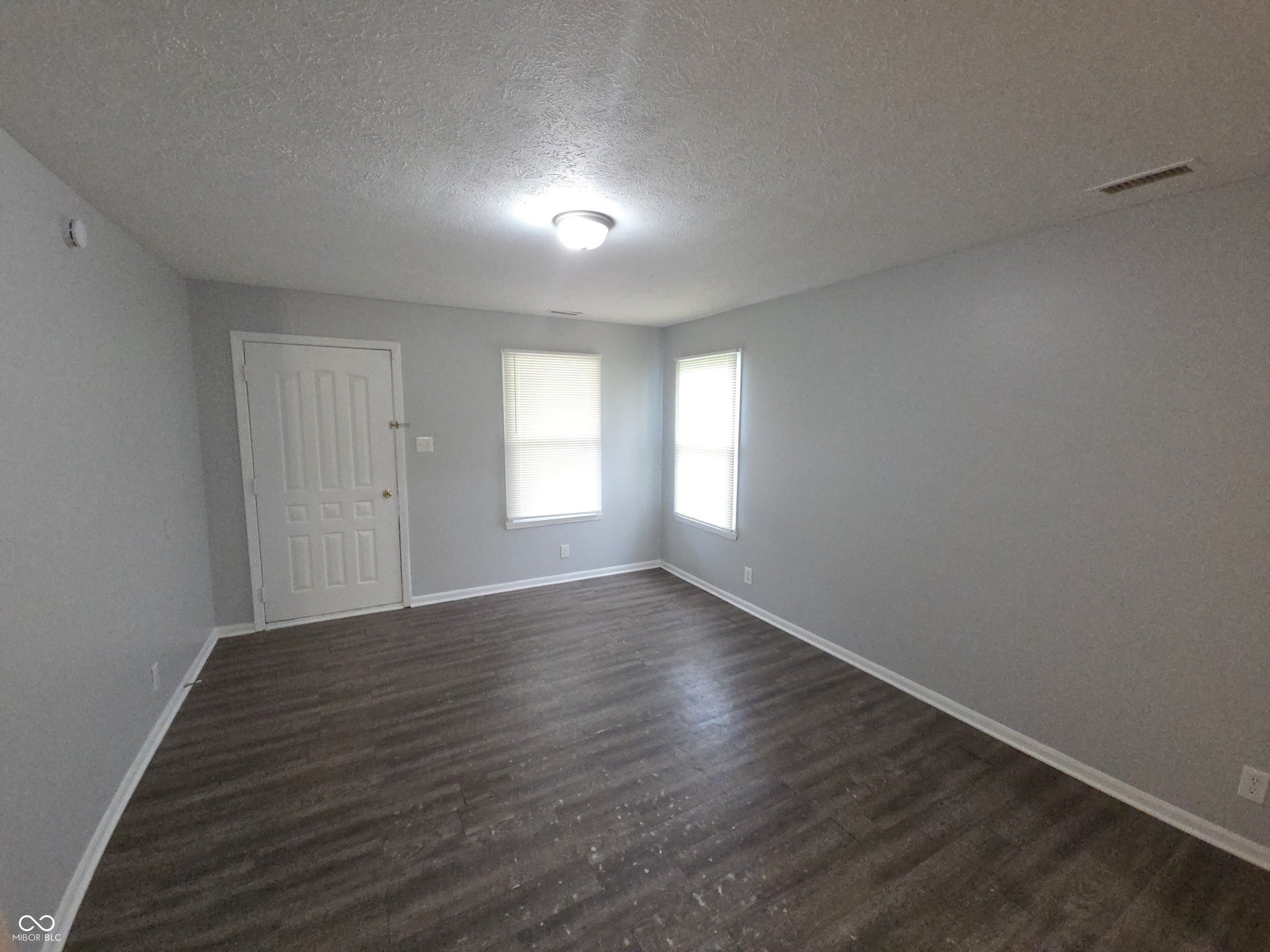 525 N Belmont Avenue – photo 5