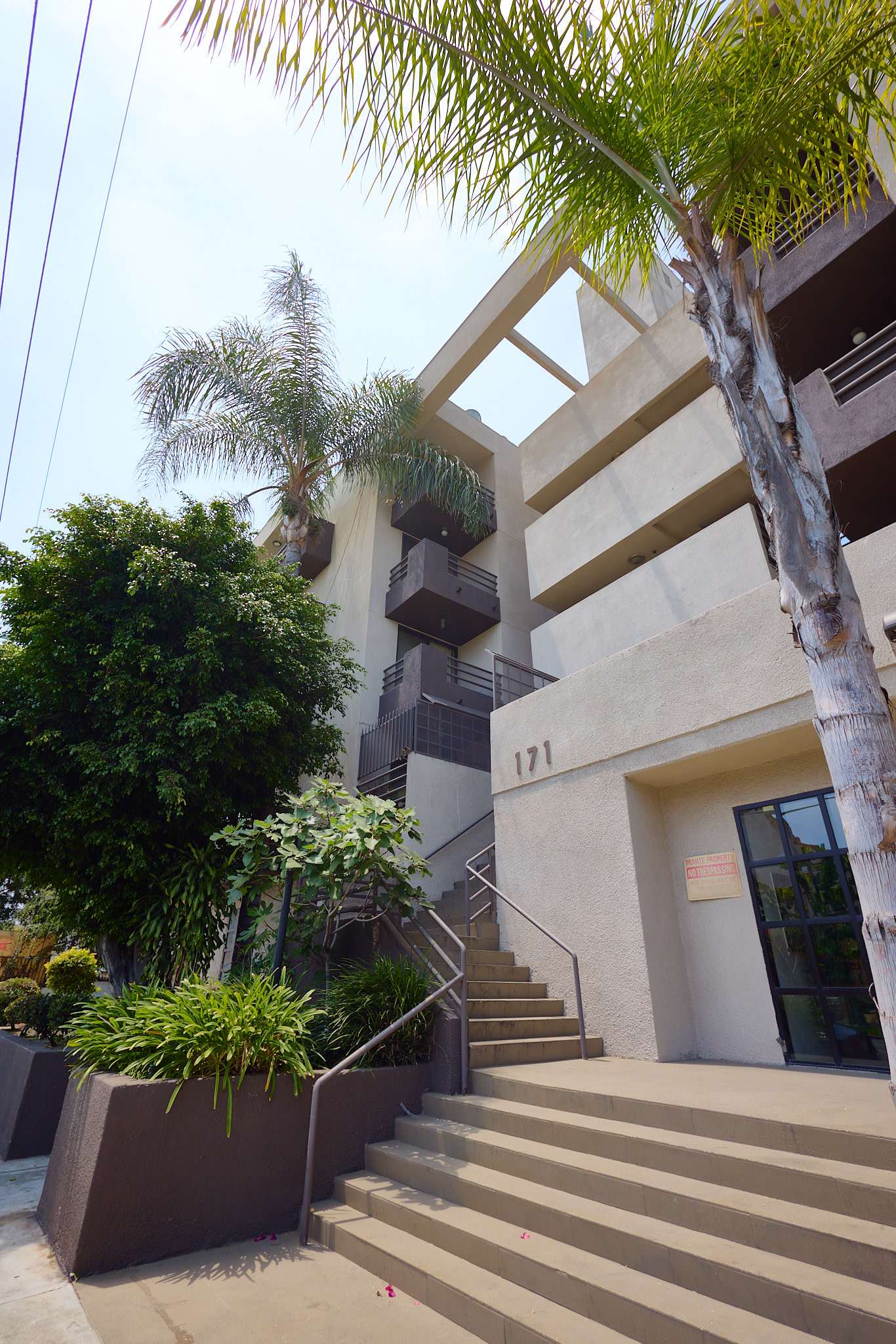 171 S Virgil Ave – photo 4