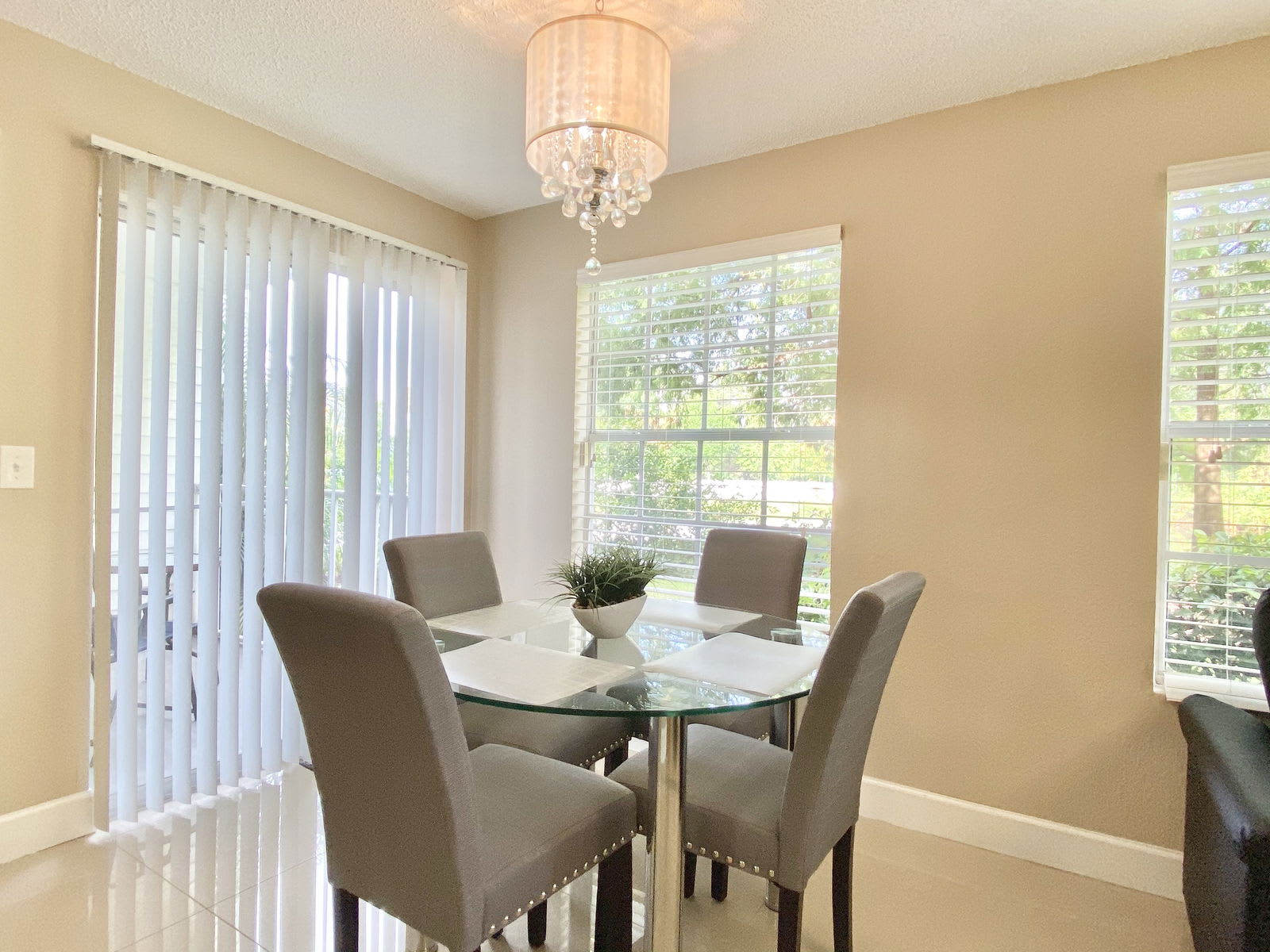 11520 Westwood Boulevard – photo 3