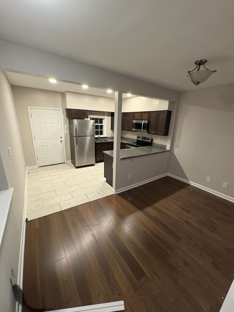 2 Bed 2 Bath With Basement – photo 4