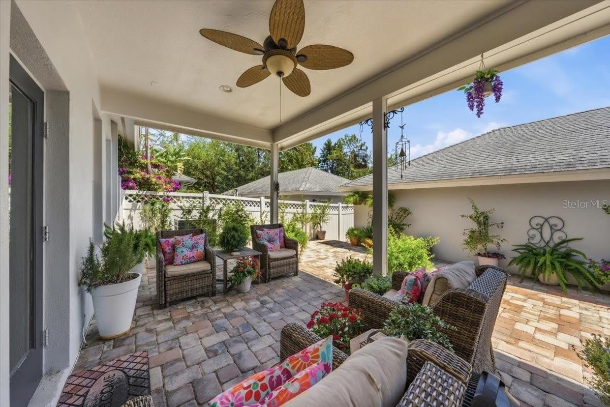 9606 ROYCE Drive – photo 2