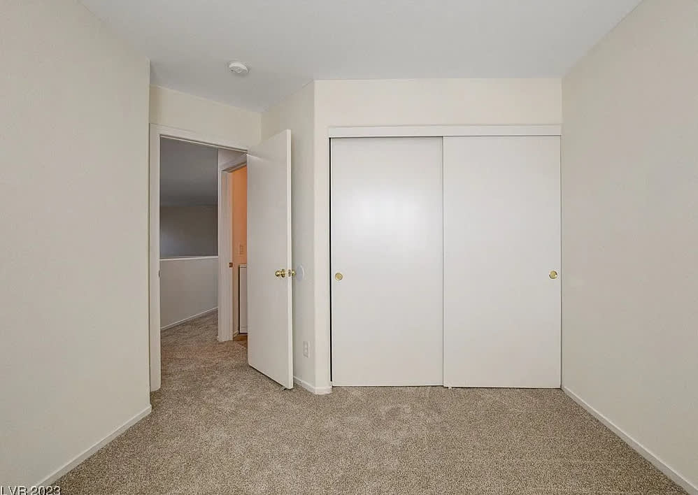 6933 Willow Warbler Street – photo 2