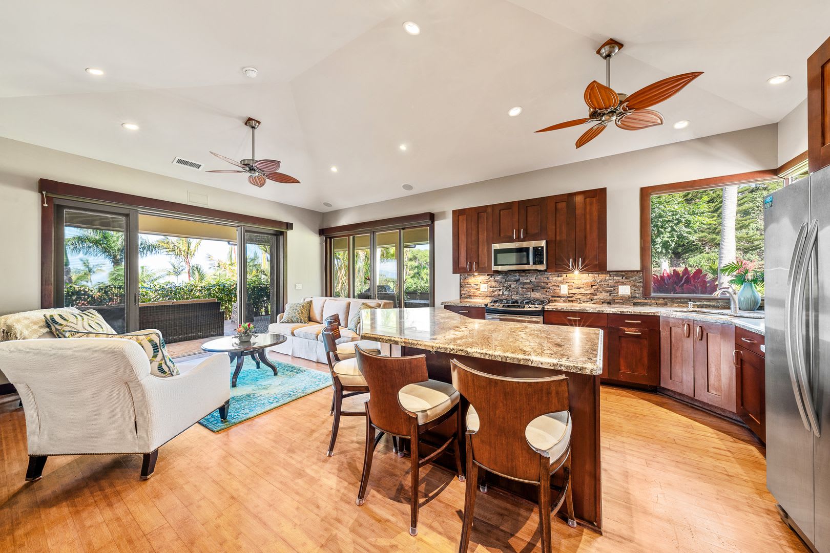 2Br 2Ba Private Furnished Cottage In The Plantation Estates – photo 3