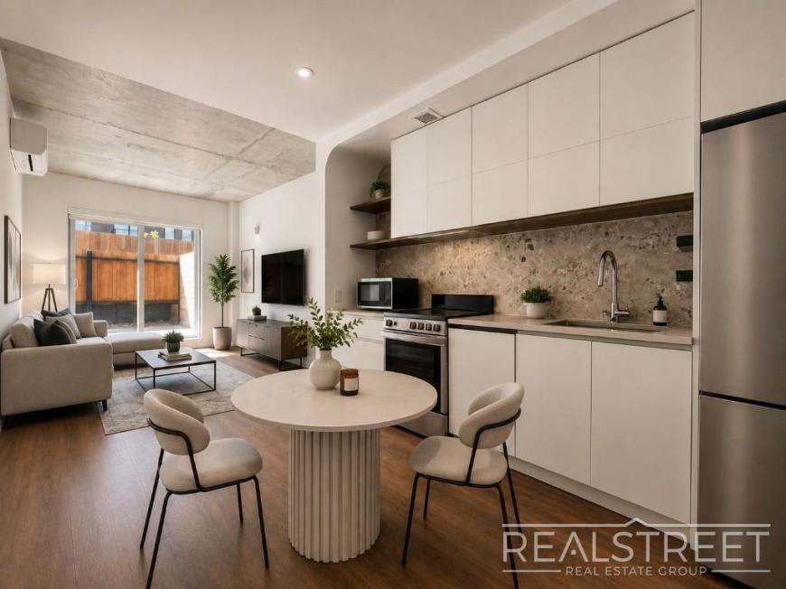150 Noll St – photo 1