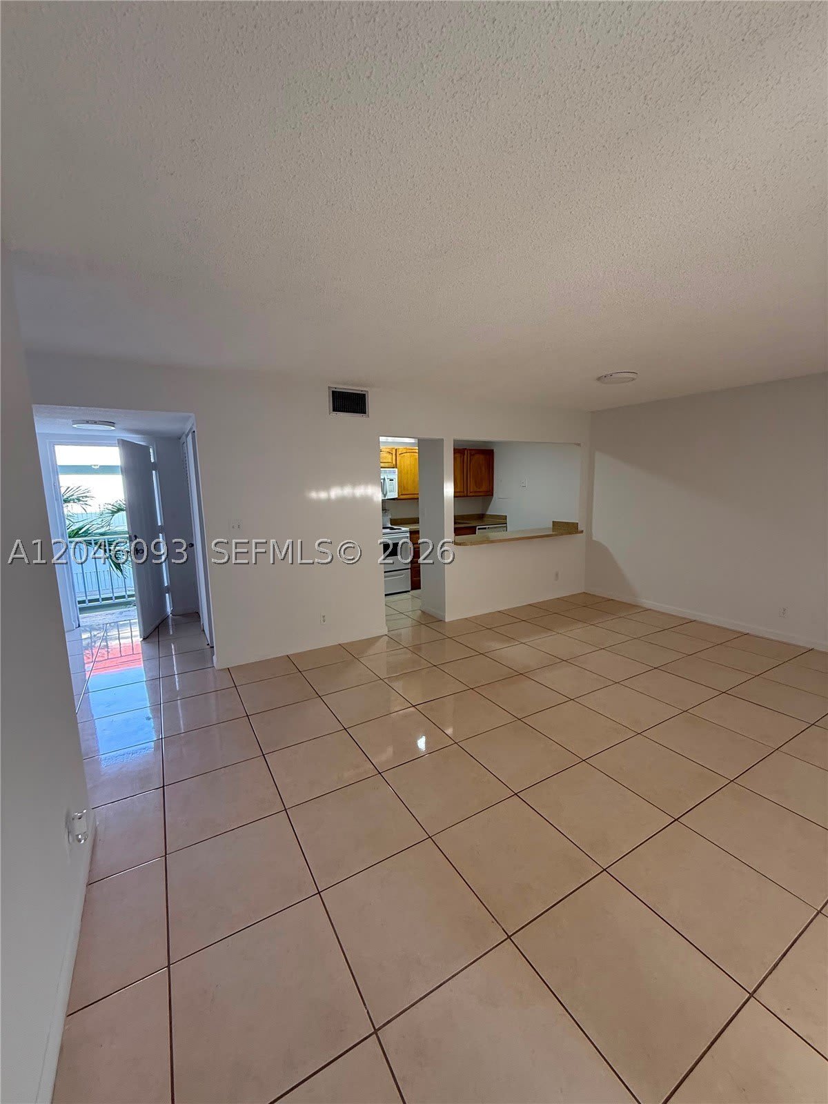 455 S Pine Island Rd – photo 4