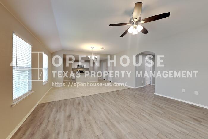 244 Cyrus Street – photo 3