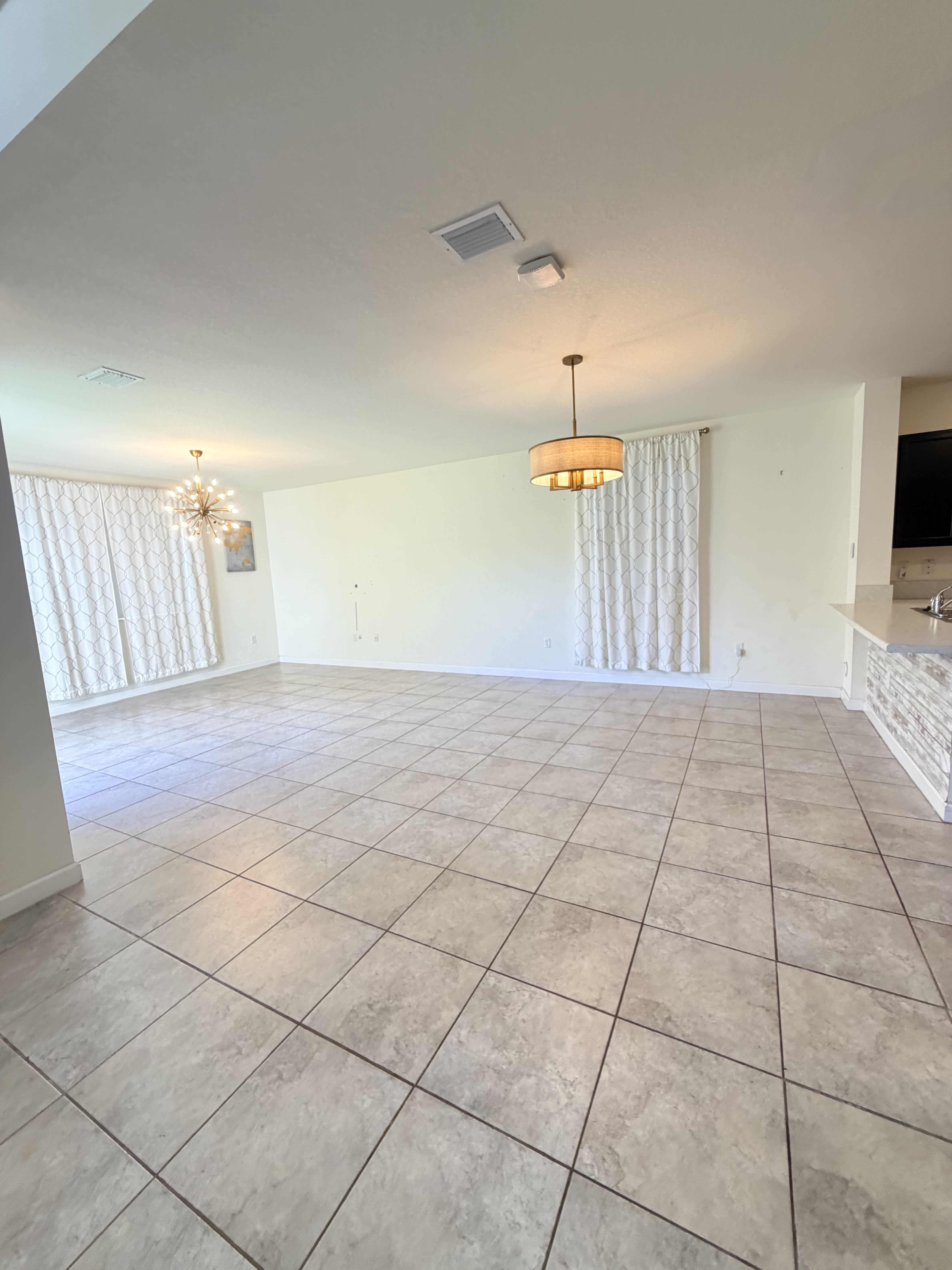 141 Northeast 24th Terrace – photo 4