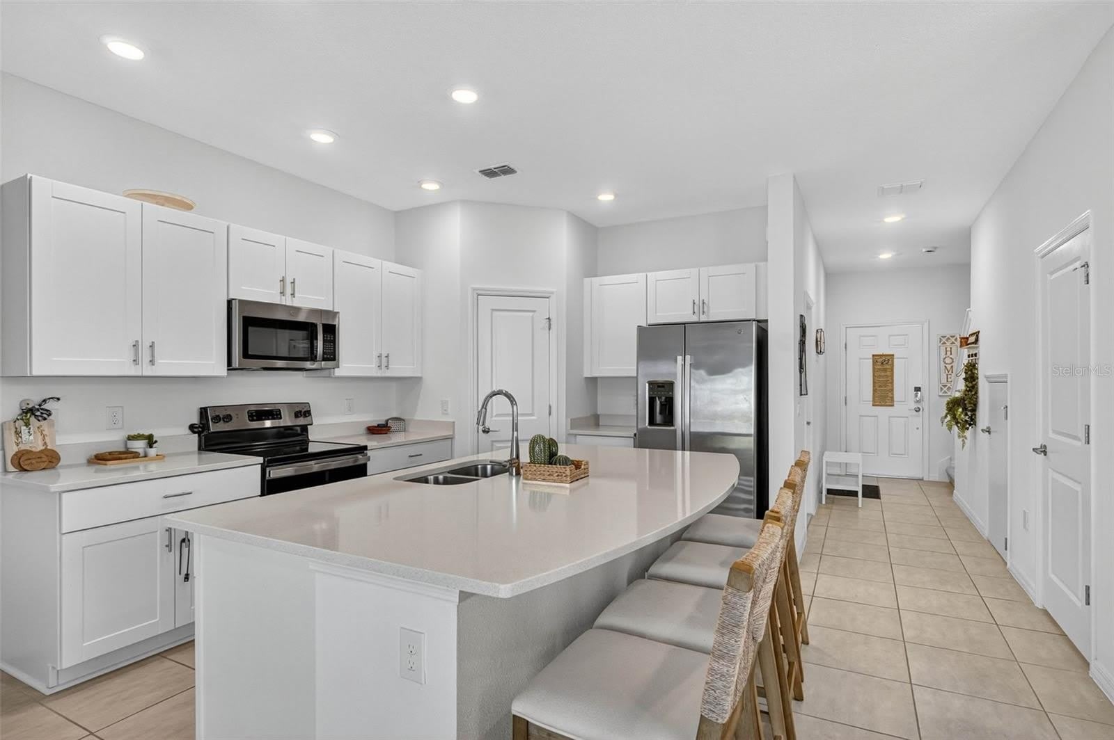 3607 Main Harbor Drive S – photo 4