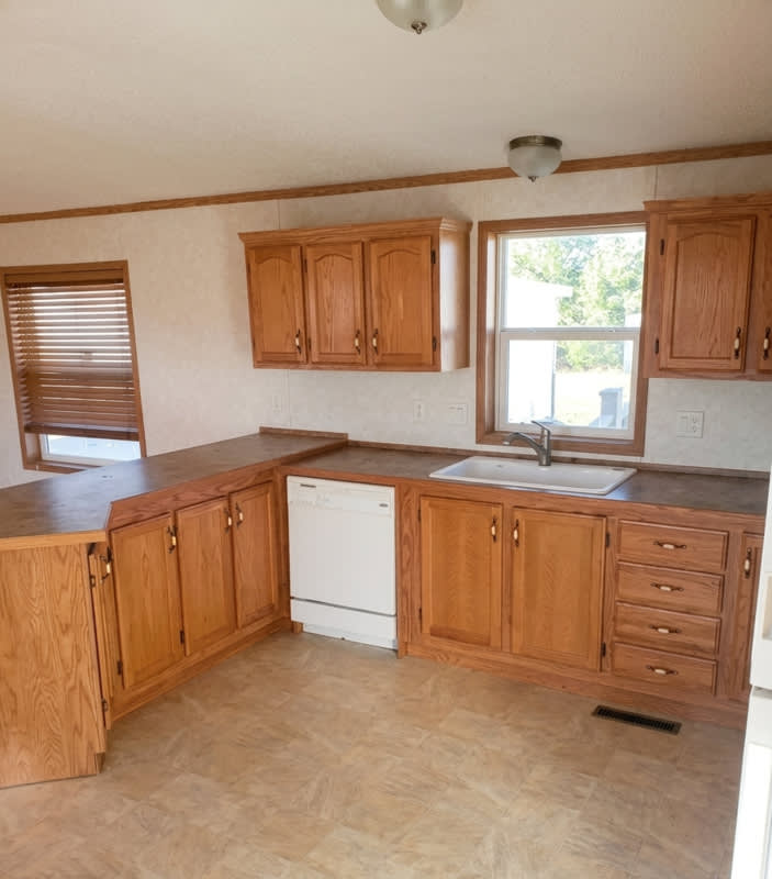 9 Hartland St N – photo 5